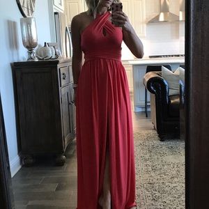 PRICE DROP!! Stunning Dress